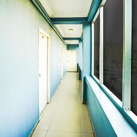 Hotel O Vibrant Residency 阿穆达巴 外观 照片