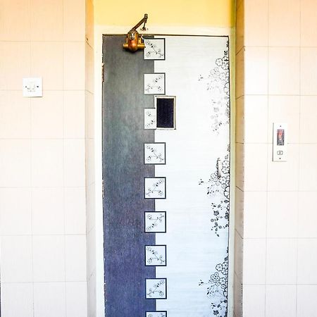 Hotel O Vibrant Residency 阿穆达巴 外观 照片